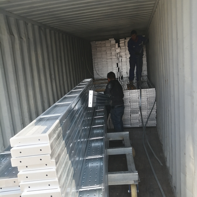 BS1139镀锌脚手架步行板建设