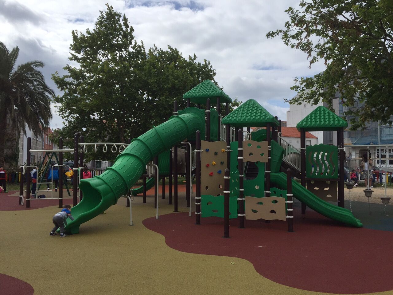 Mich Equipamento de playground ao ar livre para crianças à venda
