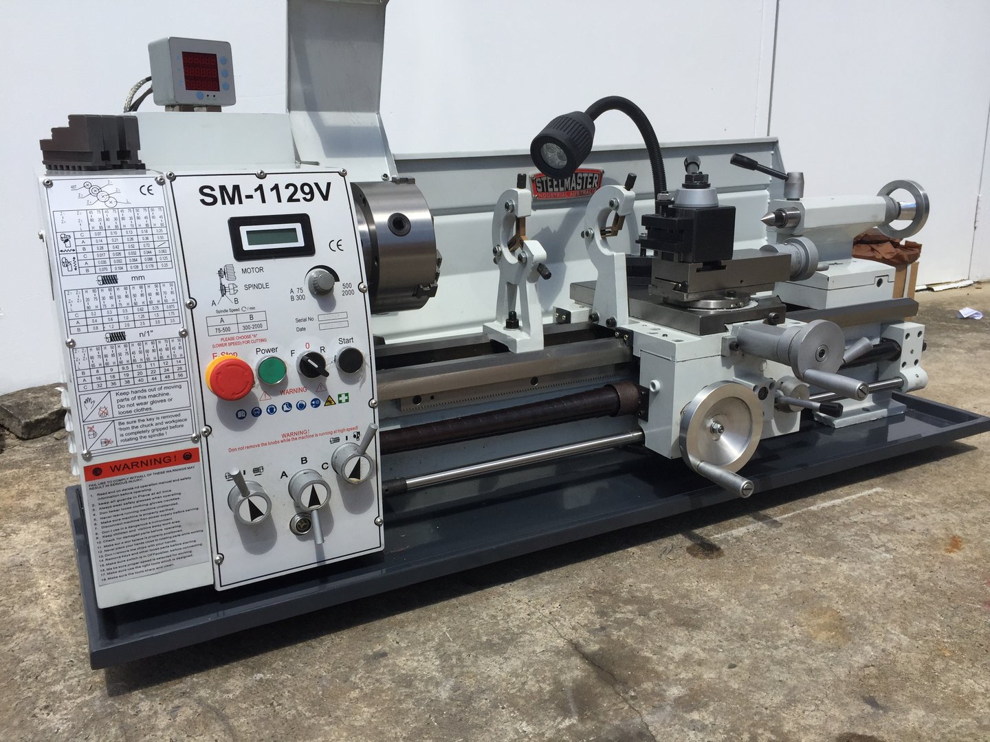 SM-1129V.Bench Lathe, 750mm Centres, 290mm Swing, 38mm Bore, Variable ...