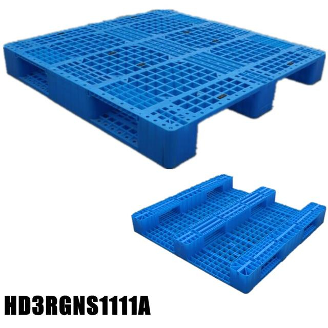 Plataformas de plástico de cuatro vías de entrada 1100*1100 de diseño liso 