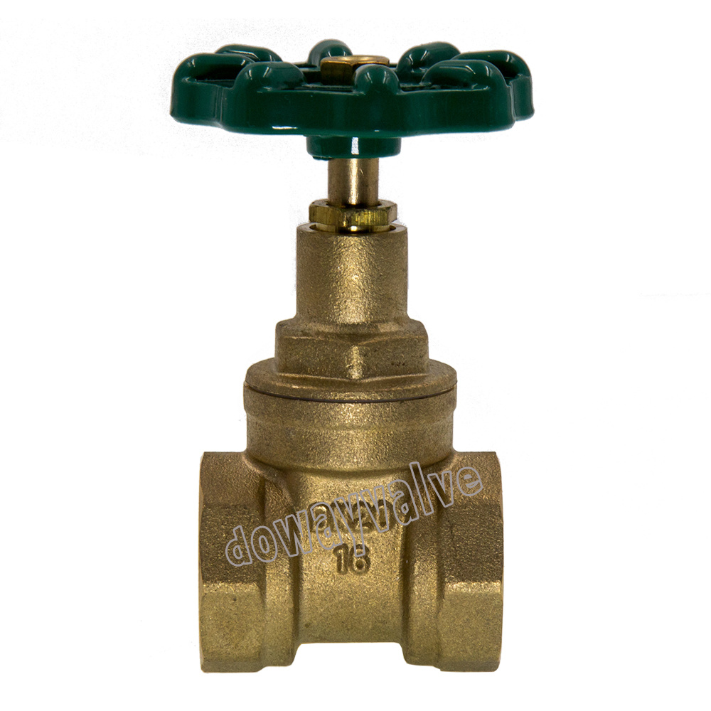 Vanne &agrave; vanne en laiton r&eacute;duit femelle X femelle