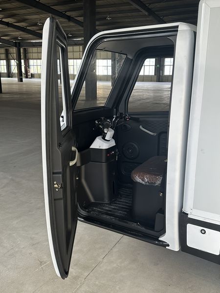 Última milla de 45 km/h Electric Mini Van Cargo Van Electric de entrega eléctrica con EEC L6E a la venta
