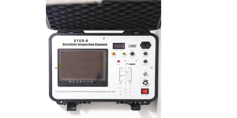 Tuan rumah untuk kamera (1)