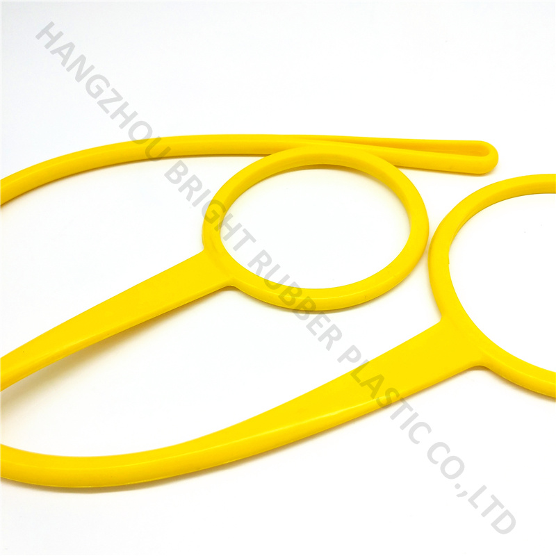 Silicone Rubber Yellow Cap Protector with Rope Customized in High Quality