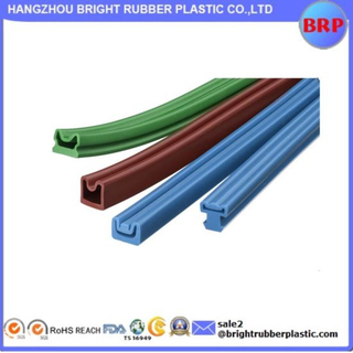Customzied Extrusion Rubber Parts for Sealing/Car Parts/Door Sealing