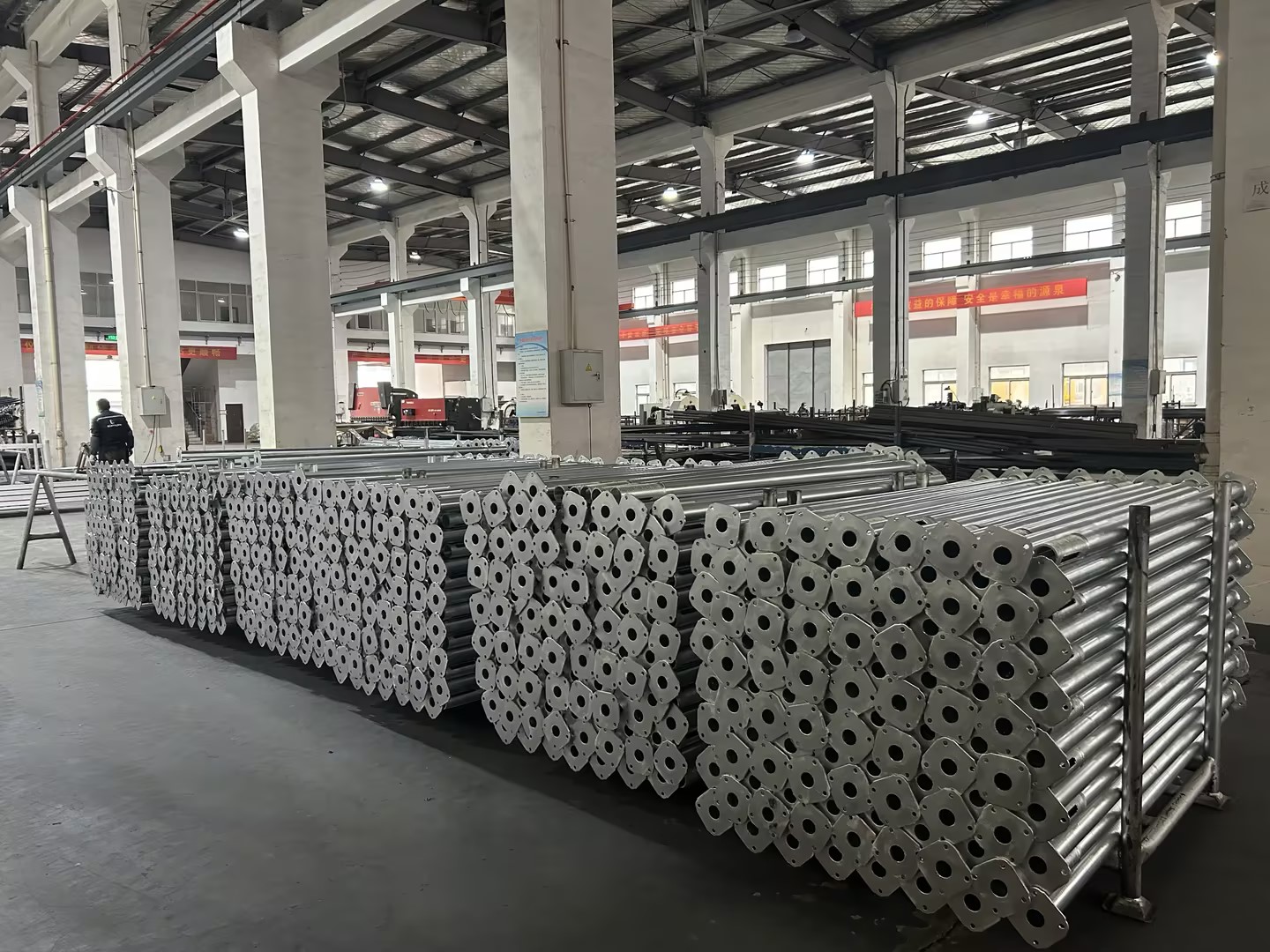 Процесс производства Acrow Prop