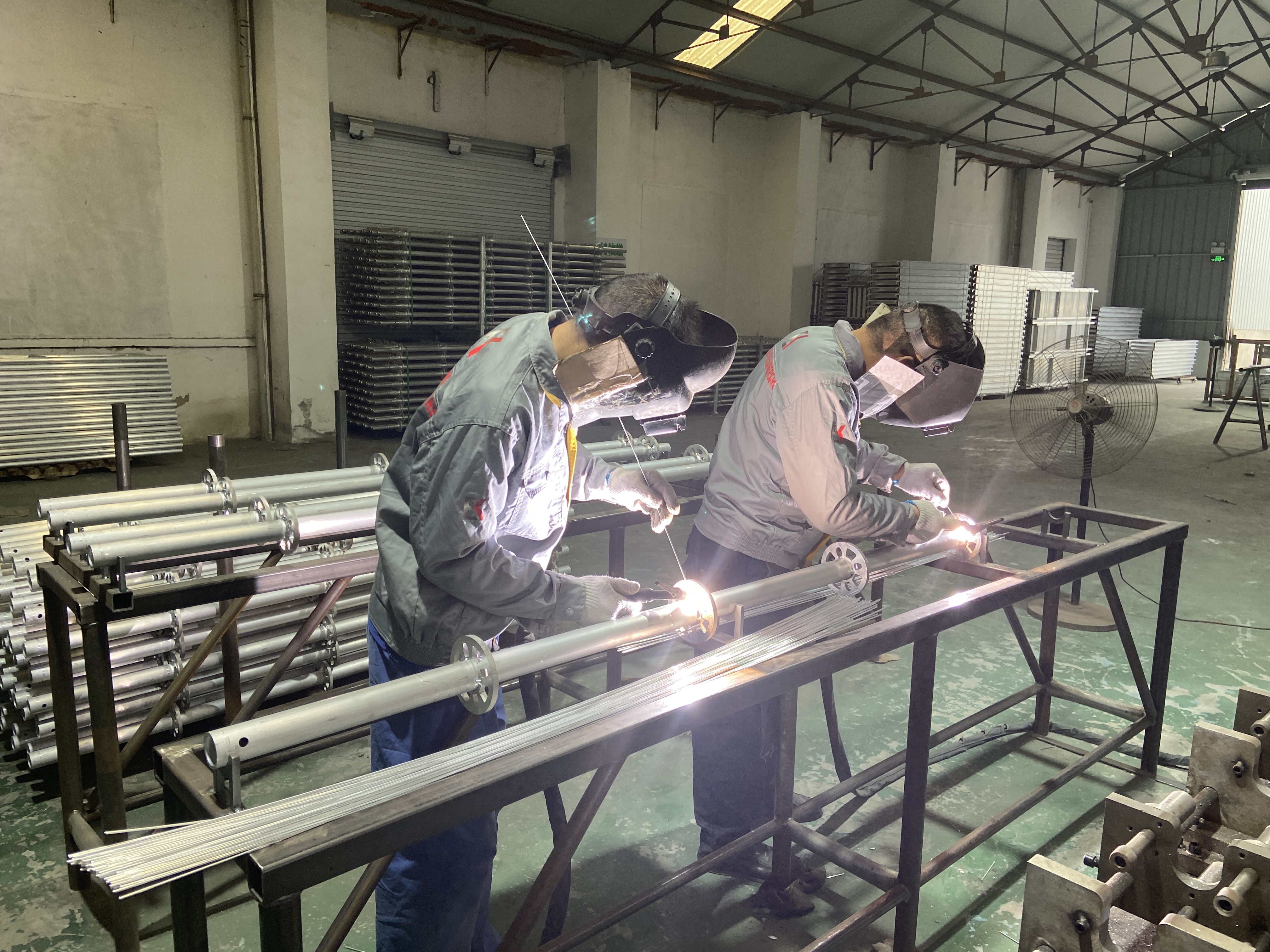 Est&aacute;ndar de andamio de anuminio de aluminio