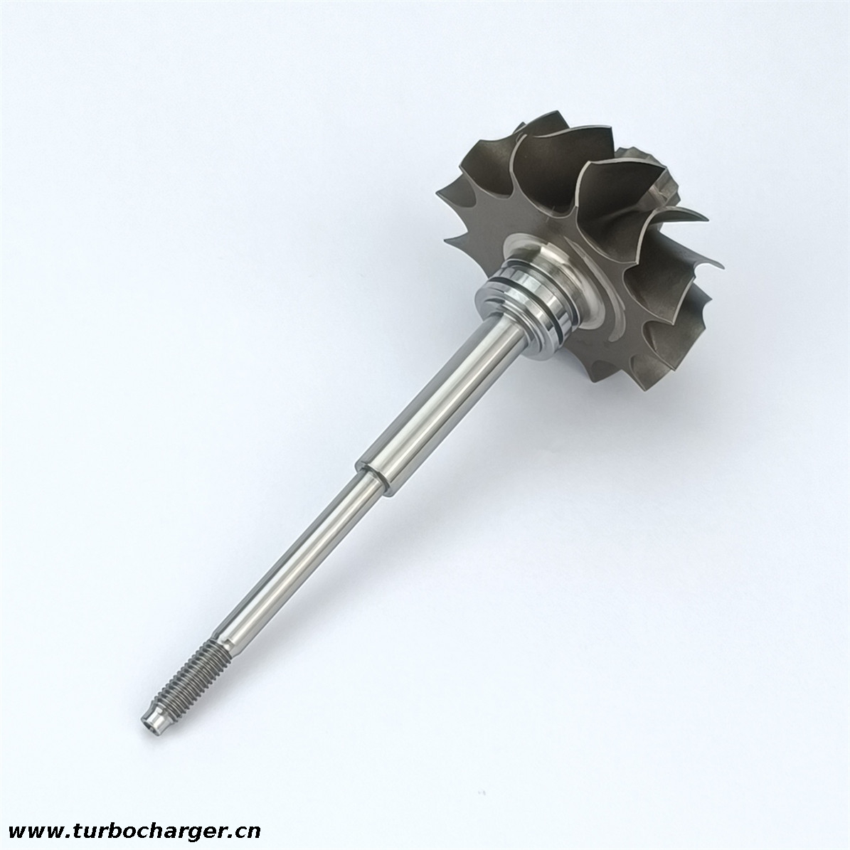 TD04LR Turbine Wheel Shaft 04884234AB 04884234AC 3050195 for 49377-00200 49377-00210 49377-00220 49377-00240 49377 09110