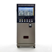 Máquina expendedora de insignias de souvenirs con insignia personalizada