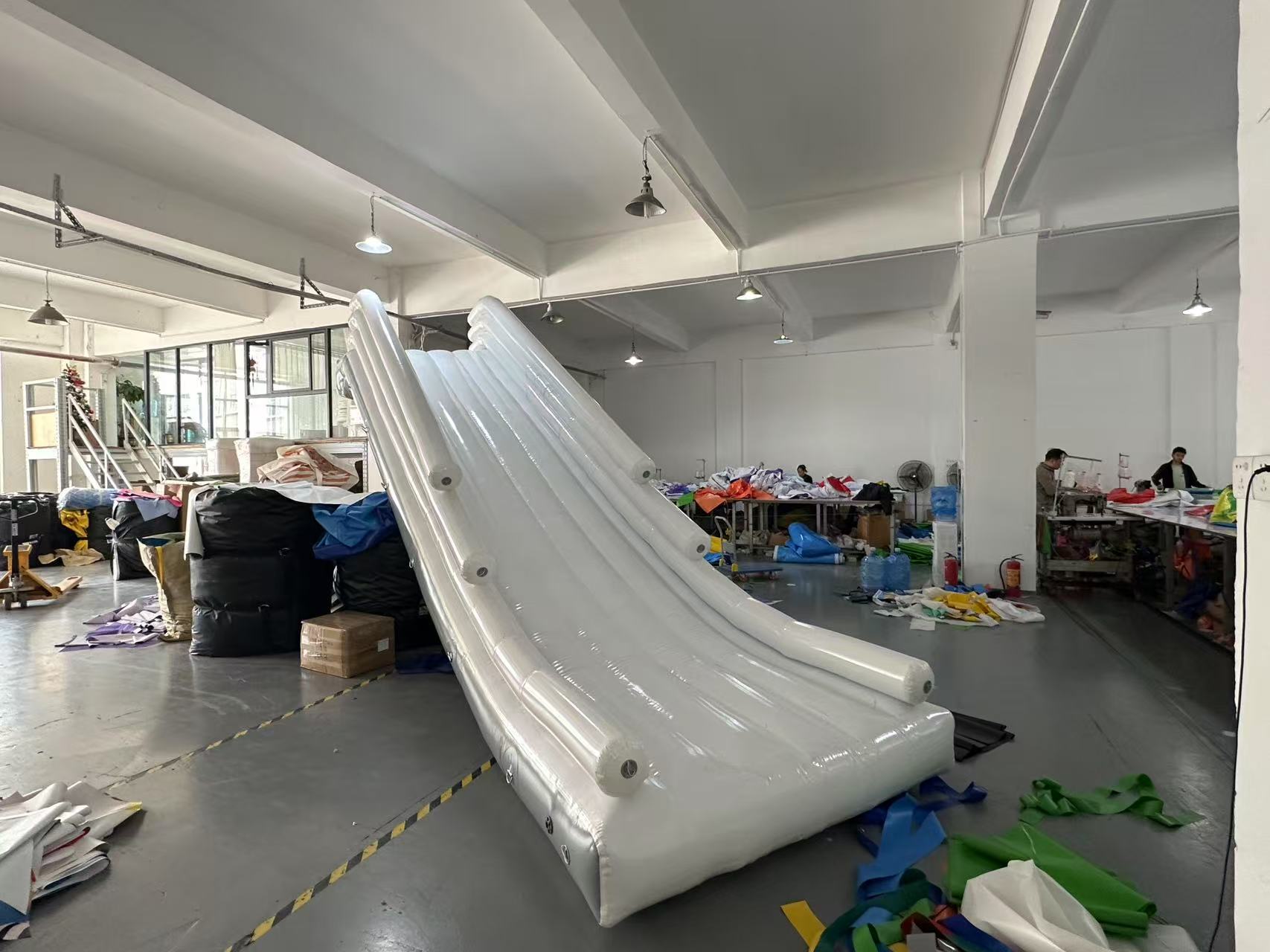 Rainbow Inflatable aircraft slide Cruise ship slide