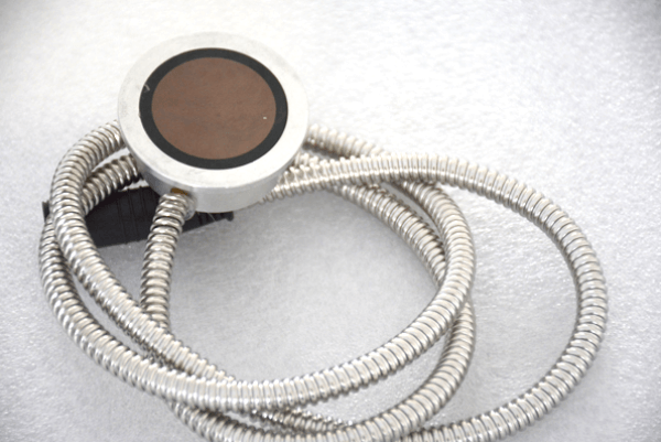 Sensor de nivel de combustible ultras&oacute;nico 500KHZ