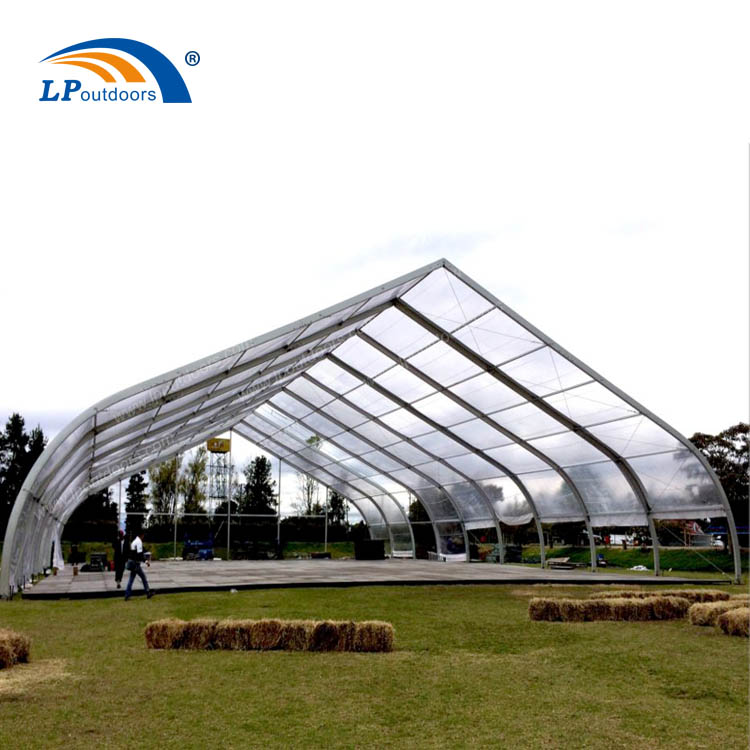 Изогнутая прозрачная палатка с защитой от ультрафиолета, временное здание для вечеринок для развлекательных мероприятий