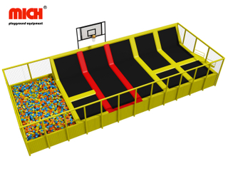 Parque de trampolín de baloncesto de pit de espuma de 112 pies cuadrados