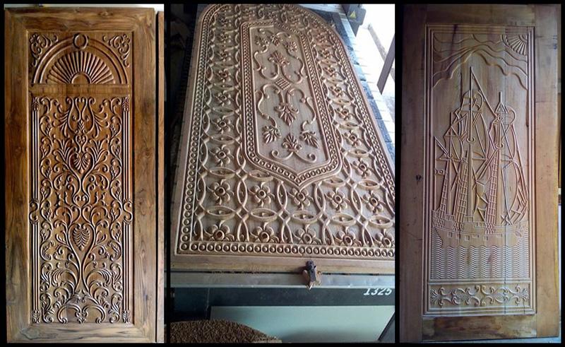 m&aacute;quina de grabado del CNC para la puerta de madera