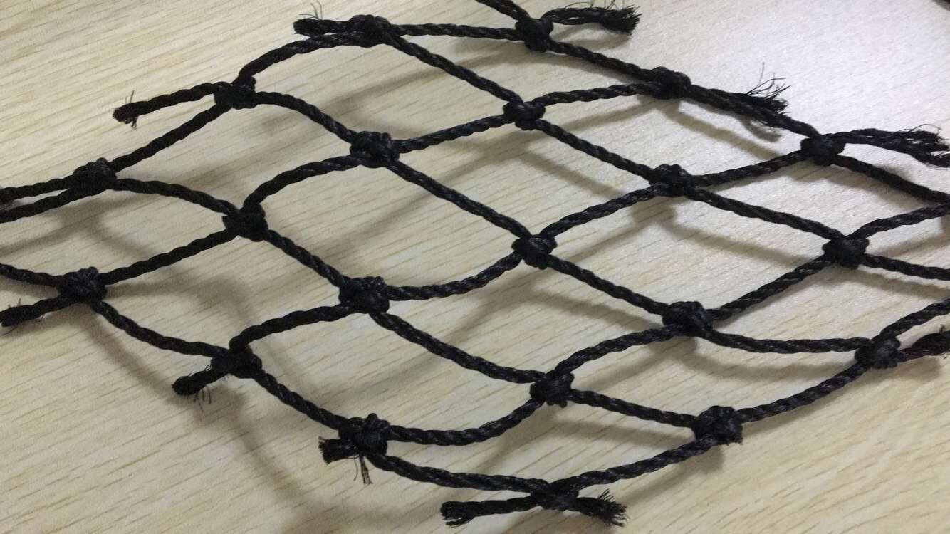 Tali Knot Playground Dalam Ruangan Lindung Net