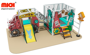 Aire de jeux intérieure de dessin animé pour enfants avec petit ensemble de trampoline