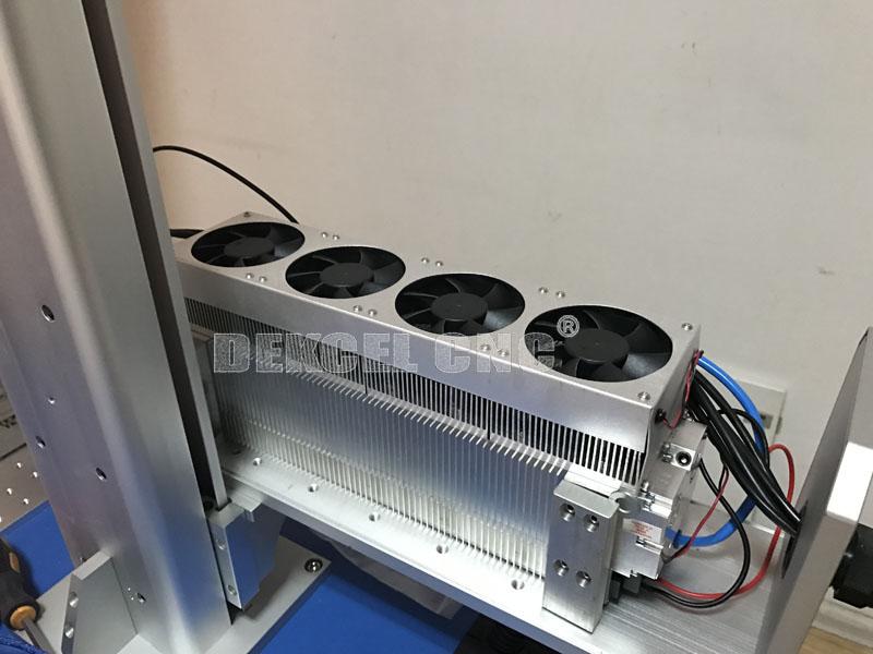 m&aacute;quina de la marca del laser del tubo del metal del rf