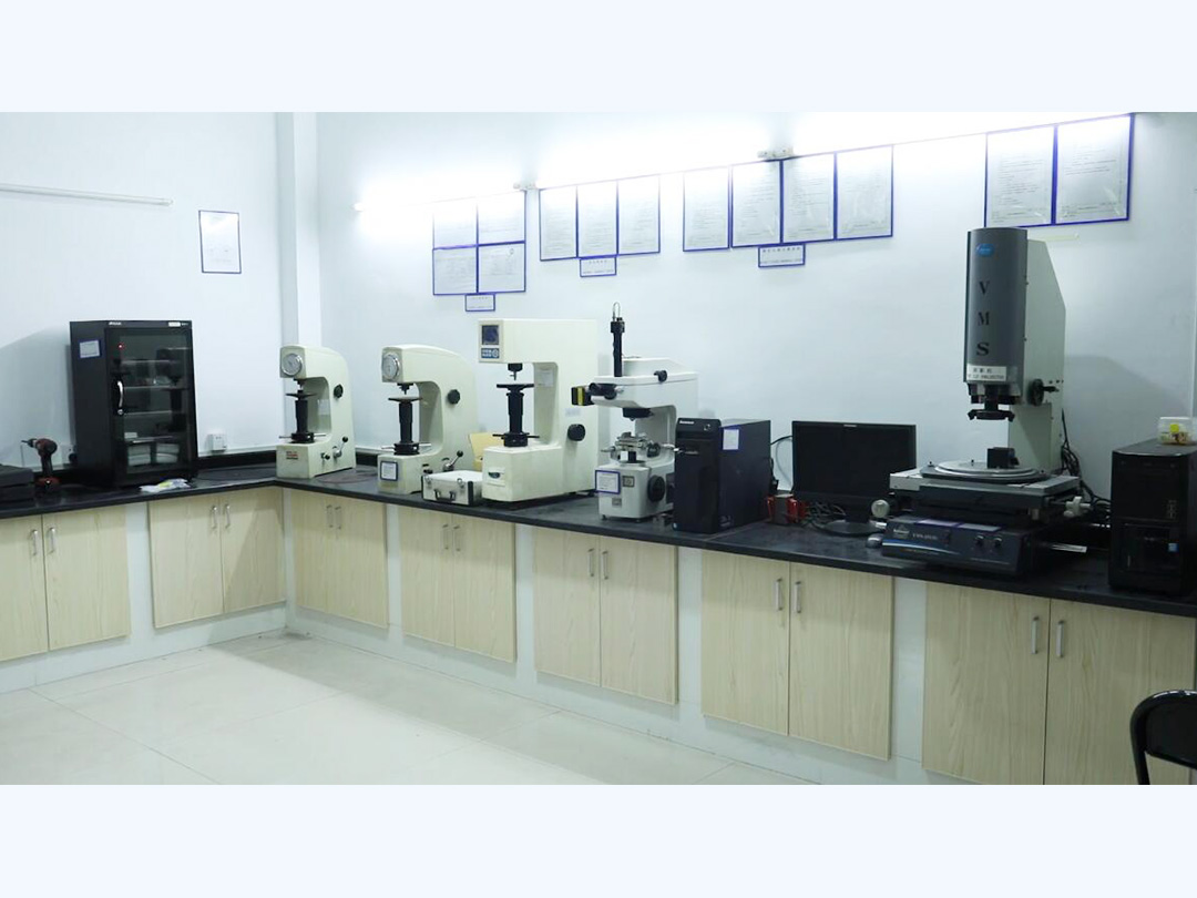 Problème de luminosité de la surface du produit en acier inoxydable