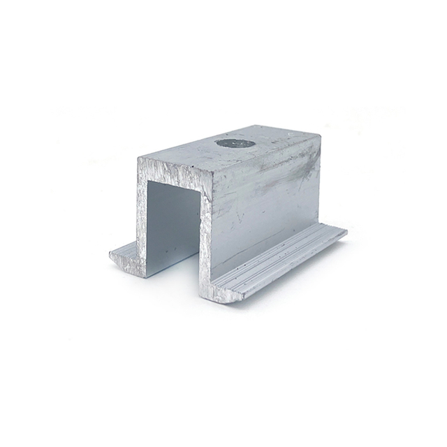 Pince intermédiaire en aluminium en gros d'usine de la Chine pour panneau solaire