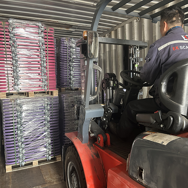 Env&iacute;o de puerta de acceso de escalera reversible