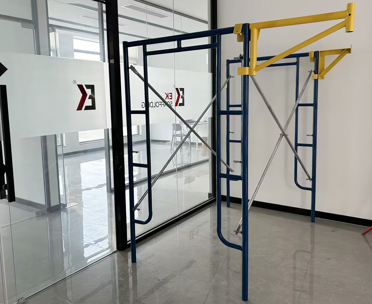 Пройдите через кадры