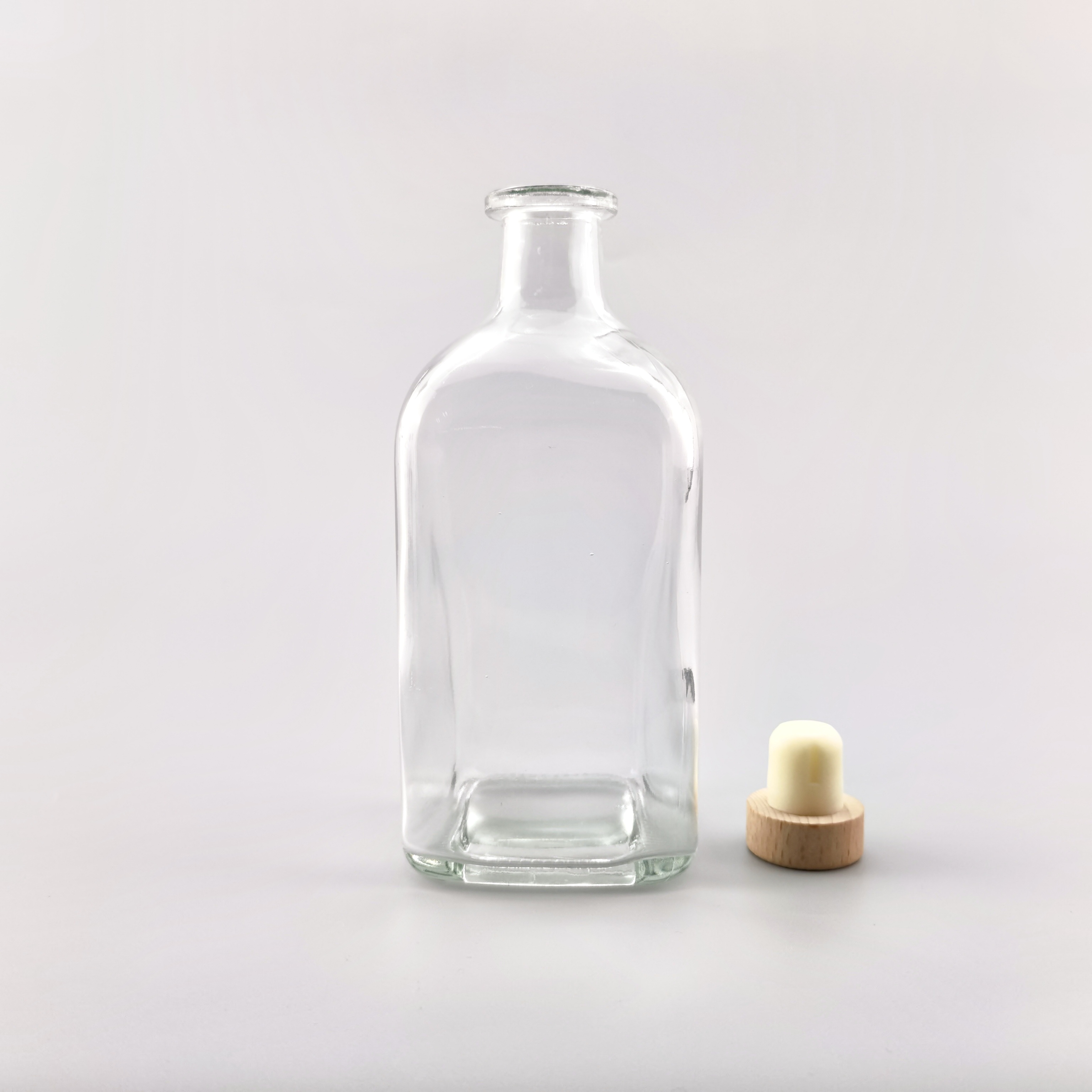530ml Packing Glass Beverage Bottle with Stopper