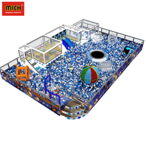 حمام سباحة حفرة الكرة الناعمة مع ألعاب الشرائح للأطفال