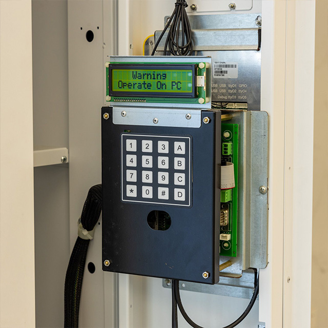 Máquina expendedora combinada VCM-4000C10 con pantalla táctil de 10 pulgadas