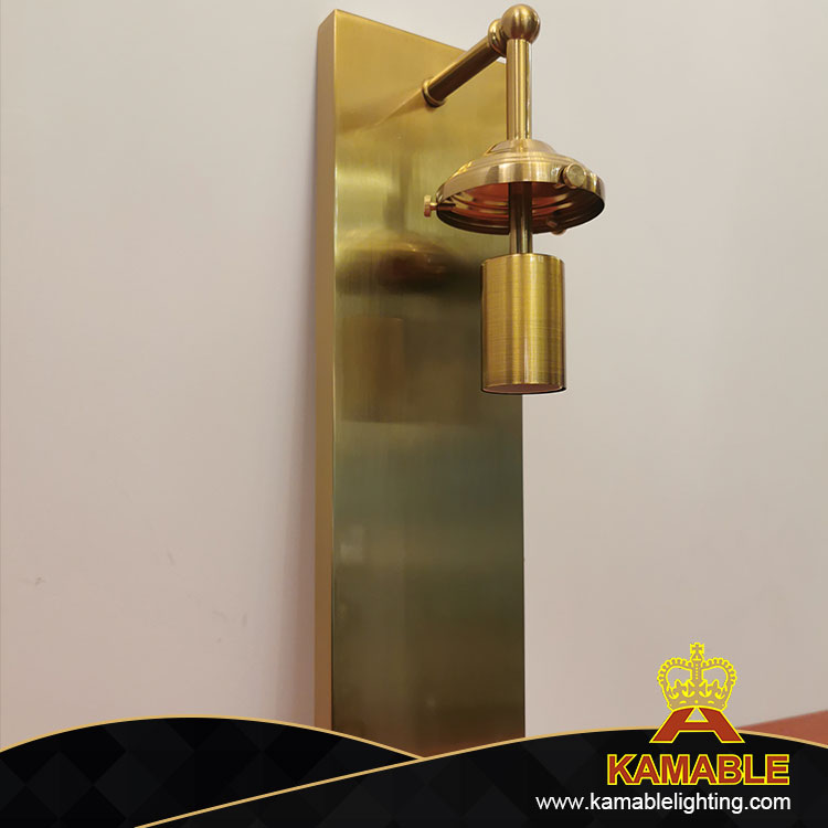 Горячая продажа Clear Glass Gold Metal Новый дизайн настенного освещения (MD138T)