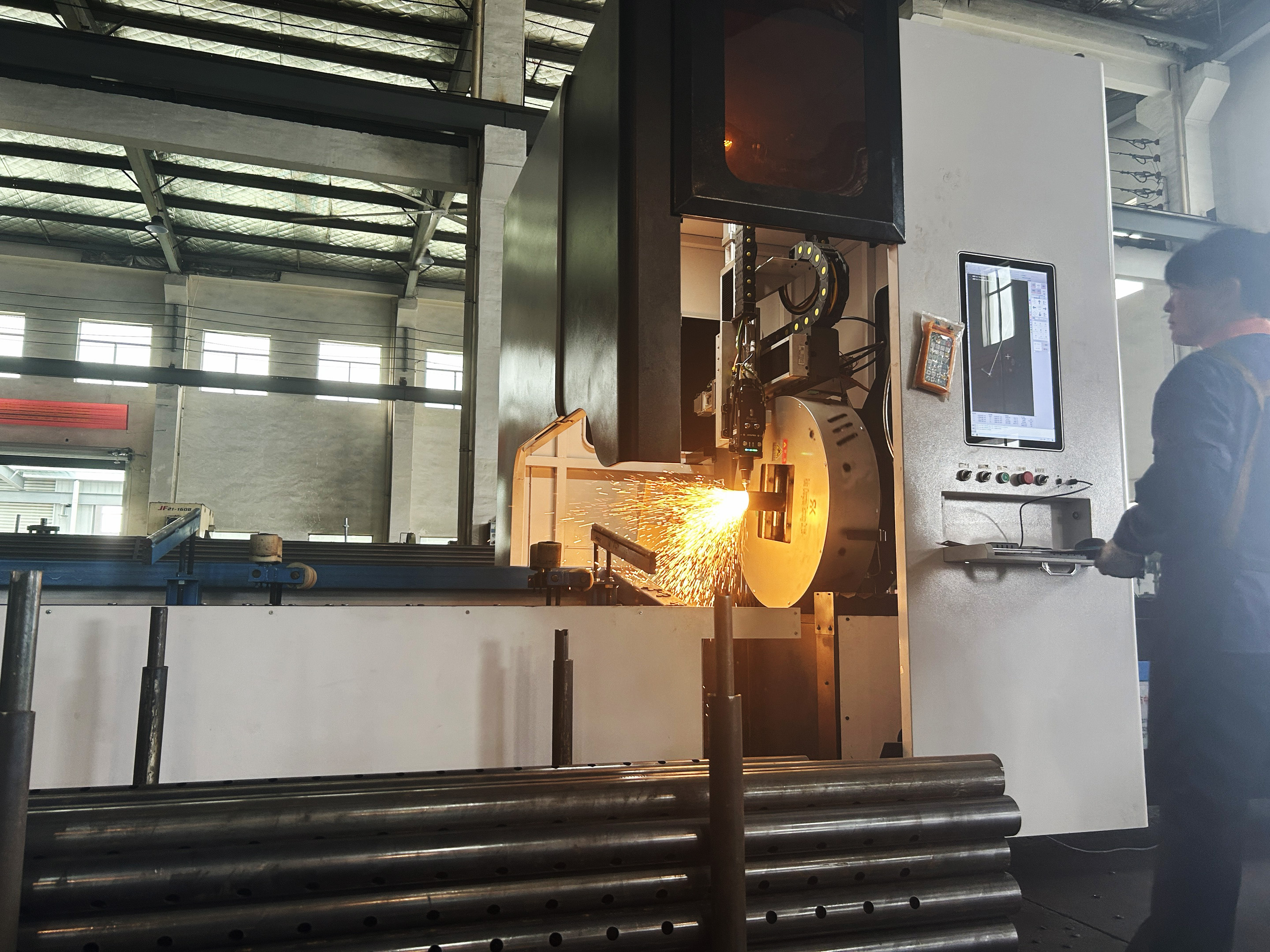 Corte de tuber&iacute;a de acero 