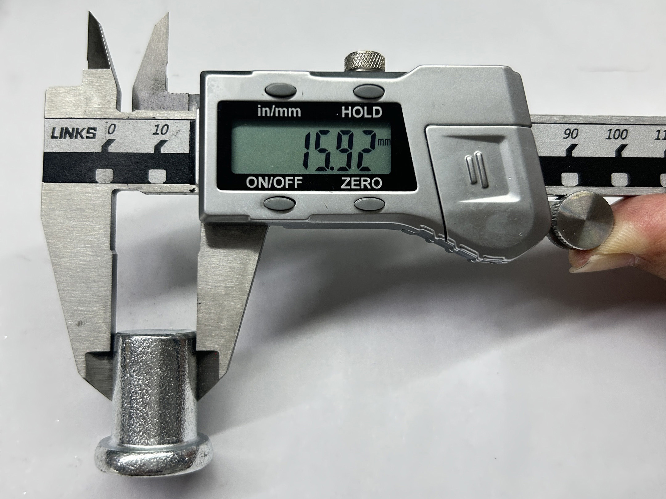 ef2fd6dc-95c7-461f-a162-0931ce07fbe