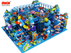 Kinder mit Blue Ocean Themed Kids weiches Spielhaus
