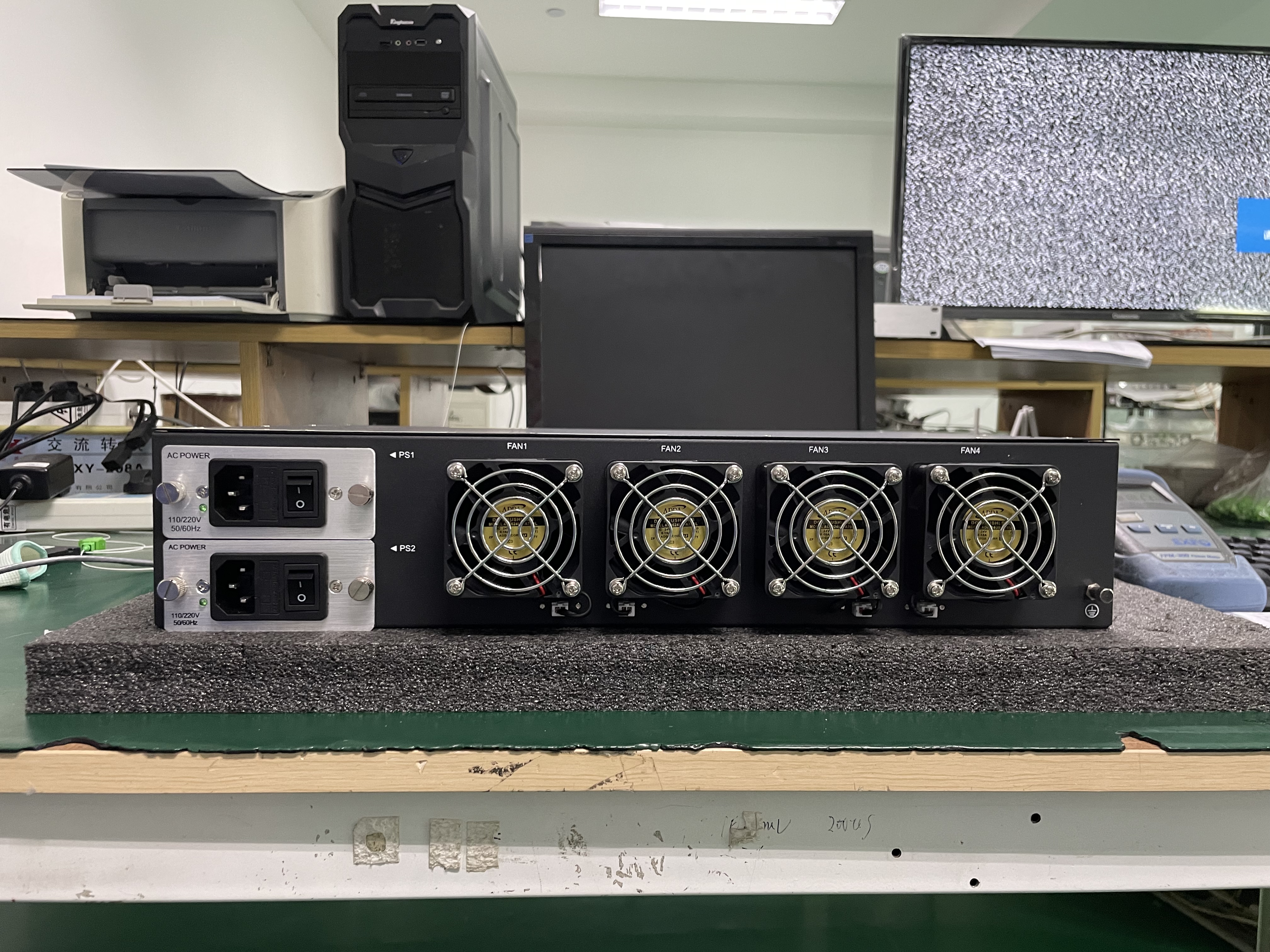 HM86E 1550nm Multiport 32 ports EDFA ( 2RU with WDM)