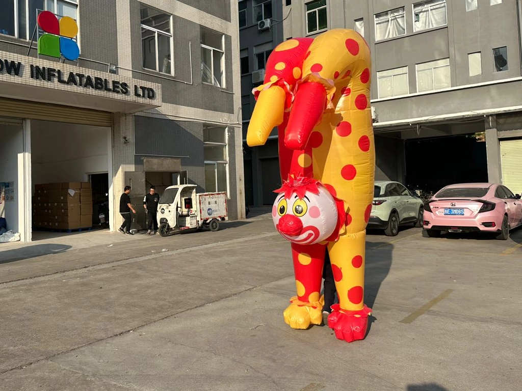 Inflatable Walking Clown Cartoon