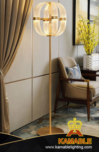 Напольный светильник в стиле дизайнерского стекла с золотым порошком в помещении (MD10809-4-430)