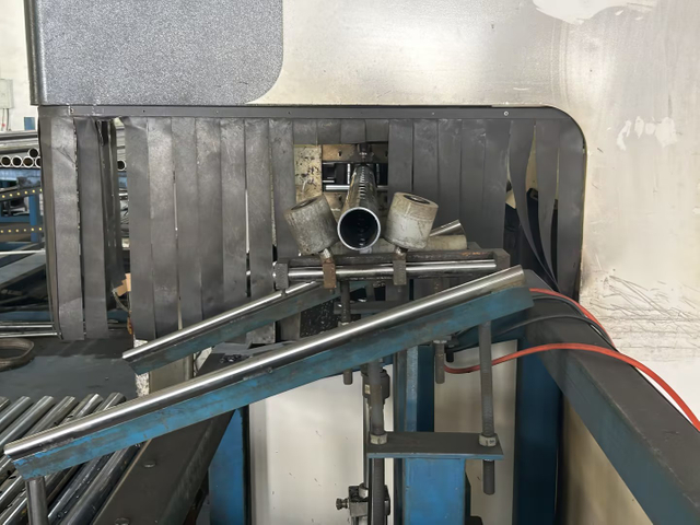 Акрово реквизит