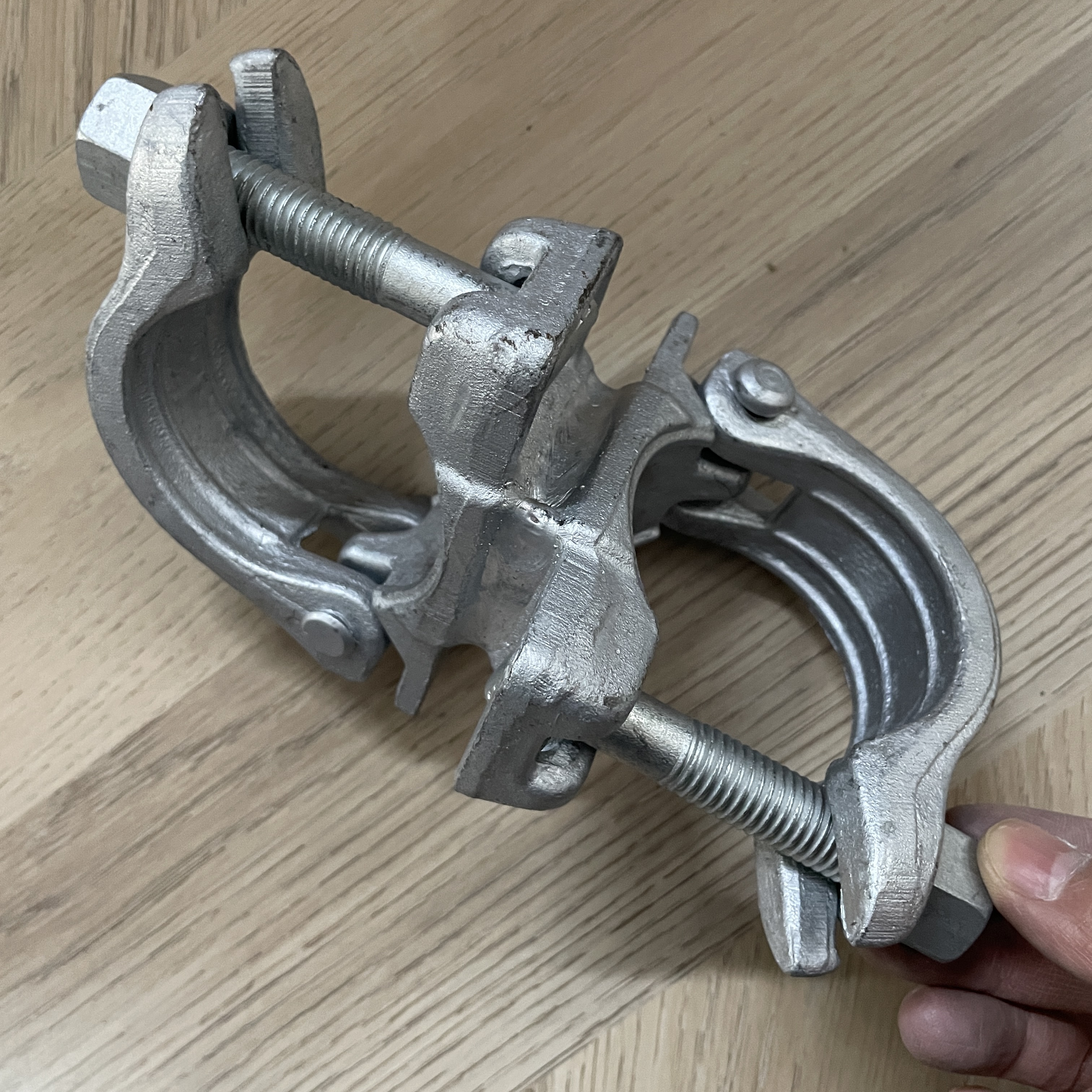 Abrazadera de andamio de forma especial de doble acoplador 60 X 60