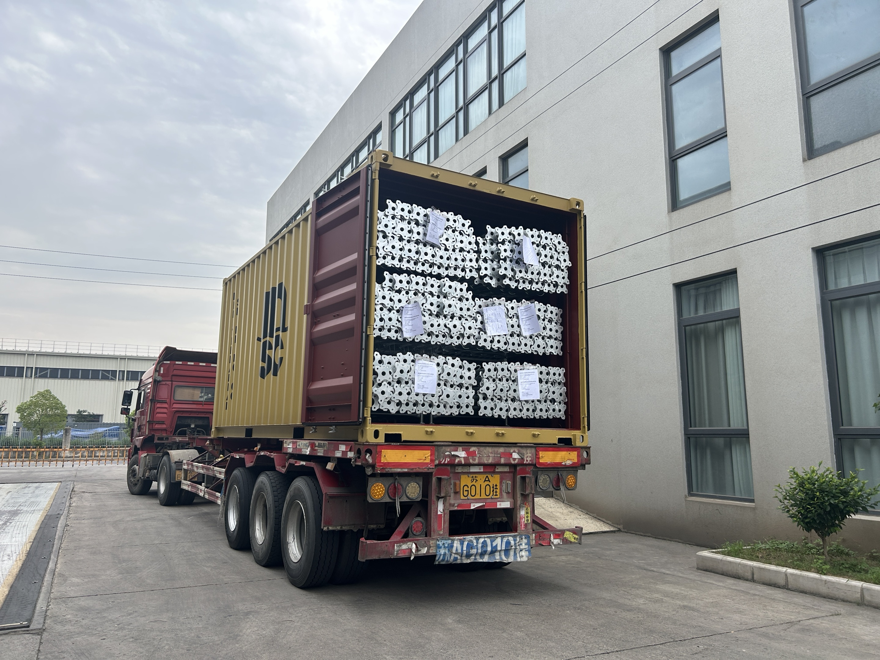 Puntales para andamios