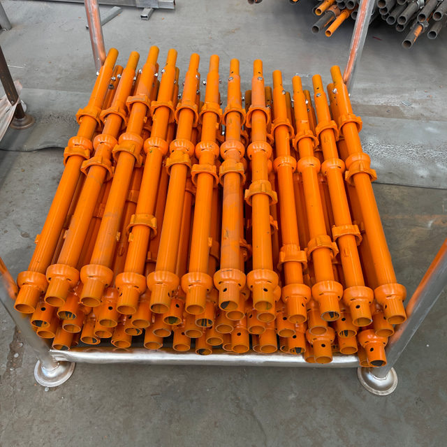 绘画Cuplock脚手架系统垂直标准