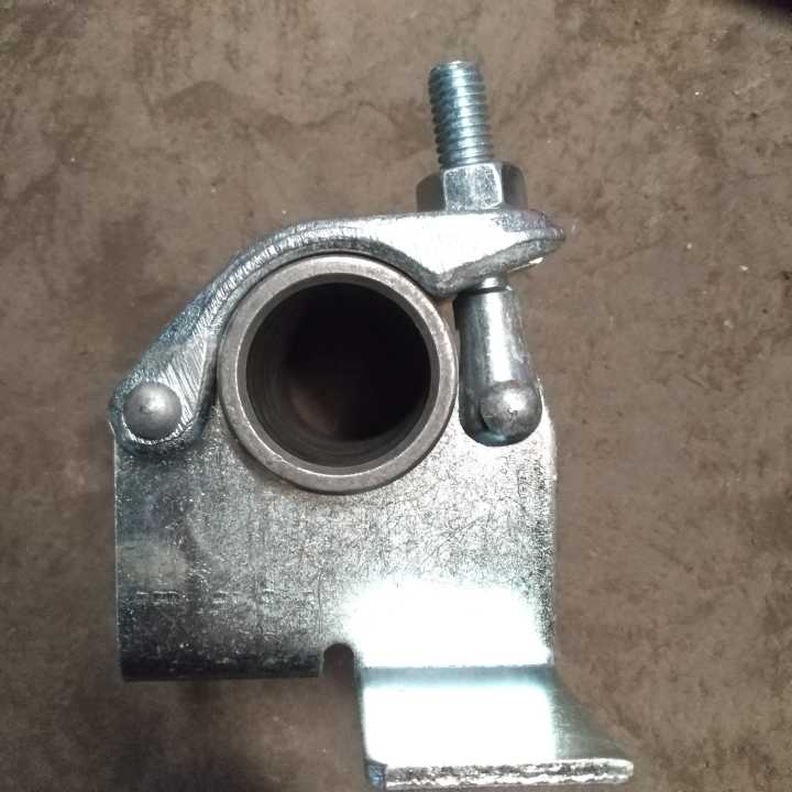 Фиксирующая муфта платы 