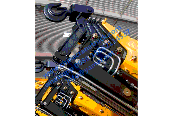 Customer order XCMG truck-mounted crane