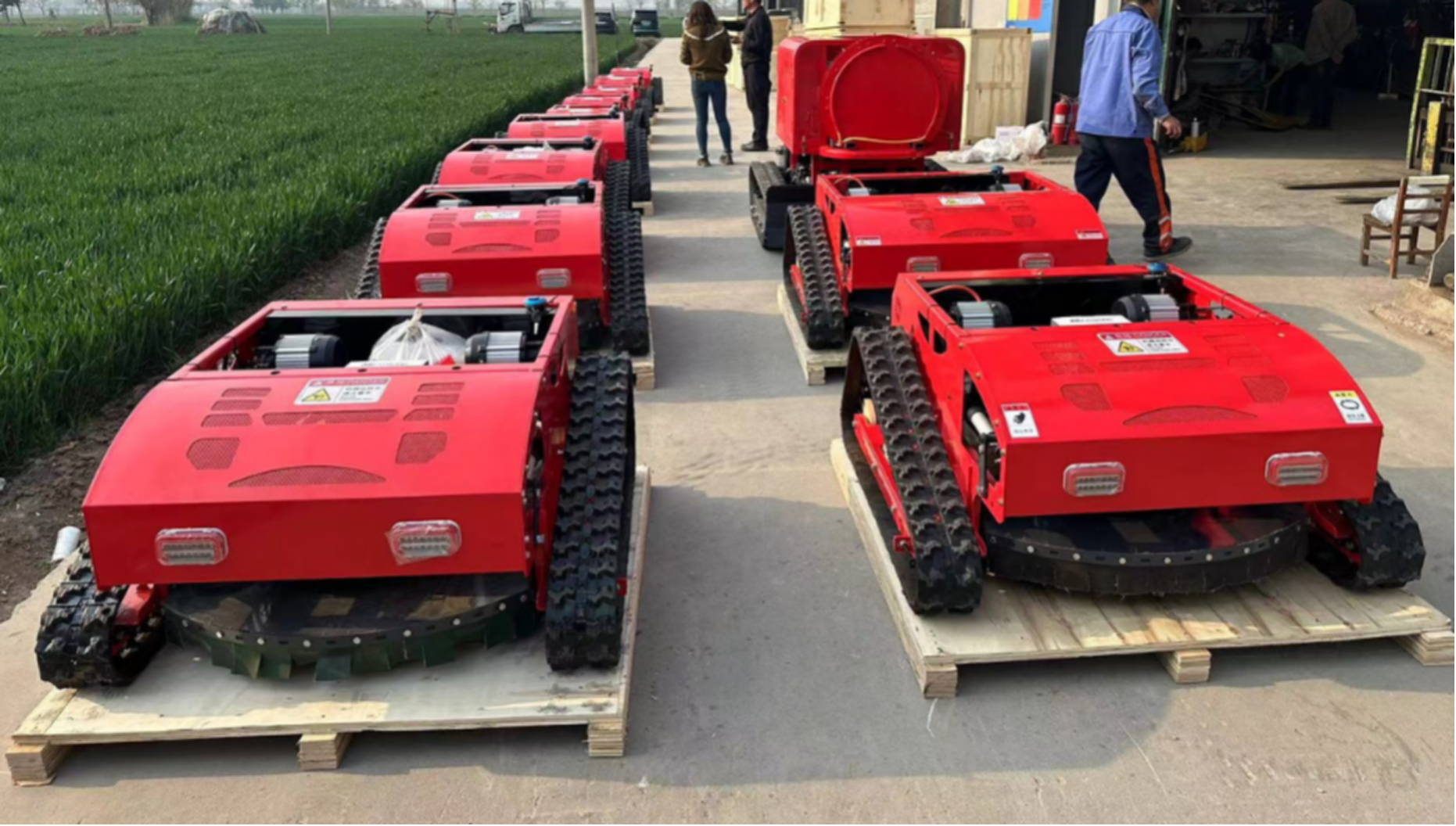 Is It Difficult To Mow The Wasteland? Will A Tracked Remote Control Lawn Mower Work?