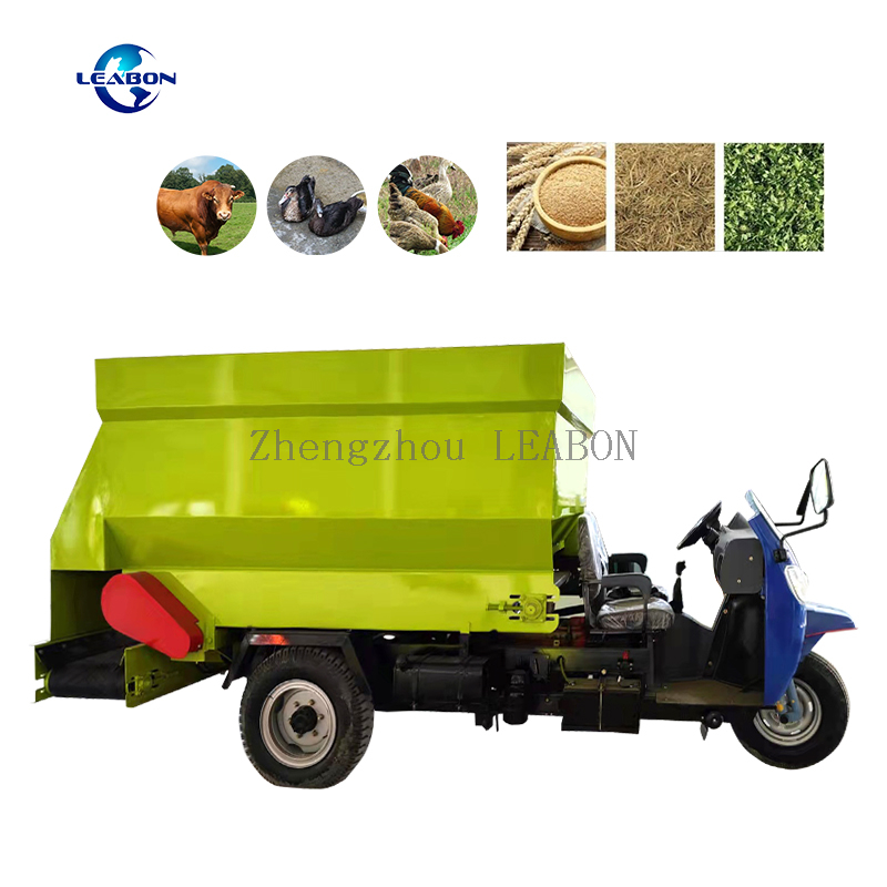 Cattle Feed Machine Tricycle Feed Spreader Machine