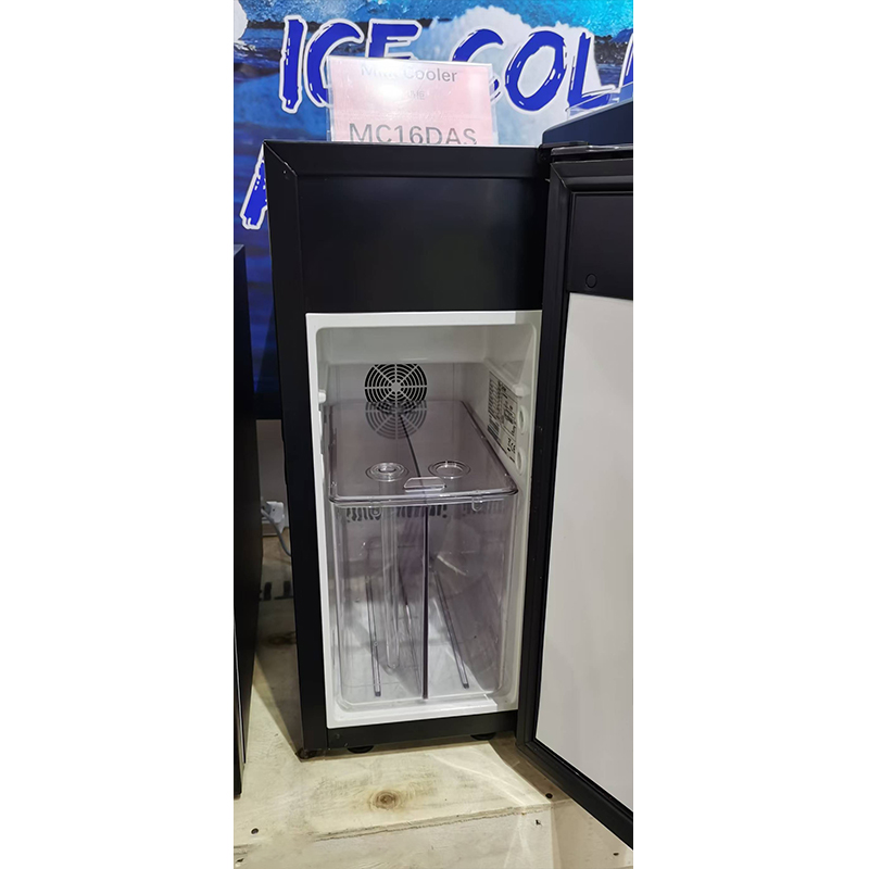 MC16DAS Enfriador de leche comercial de 16 litros con control de pantalla táctil y temperatura. Pantalla