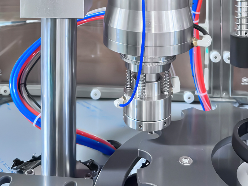 1. Gas-filling-and-sealing