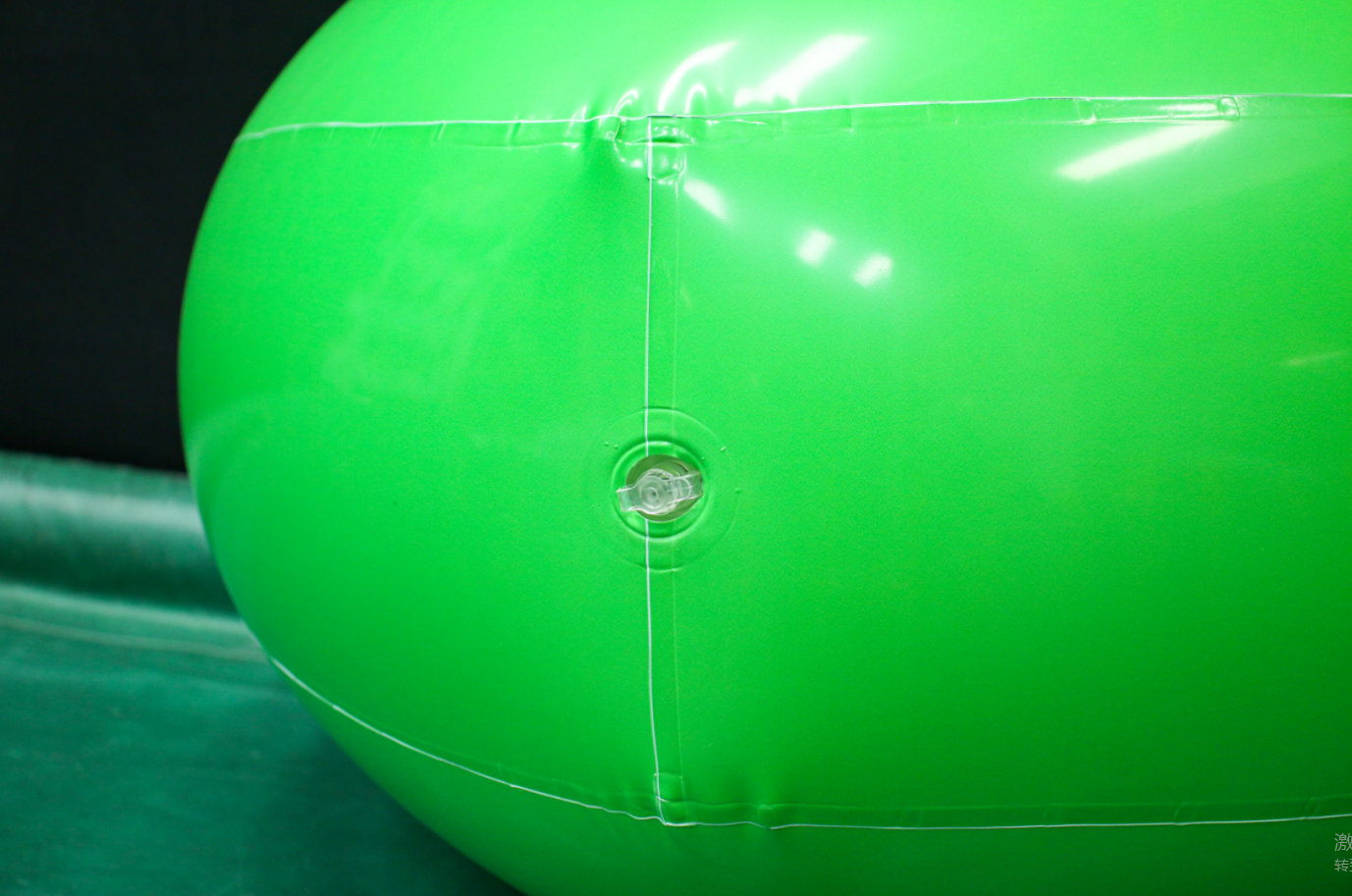 Inflatable heart