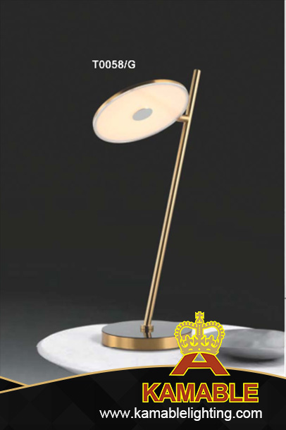 Декоративный современный крытый номер Gold Acrylic Floor Light (KAF0058/G)