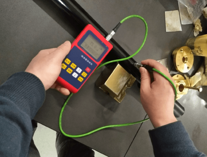 Medidor de espessura do revestimento