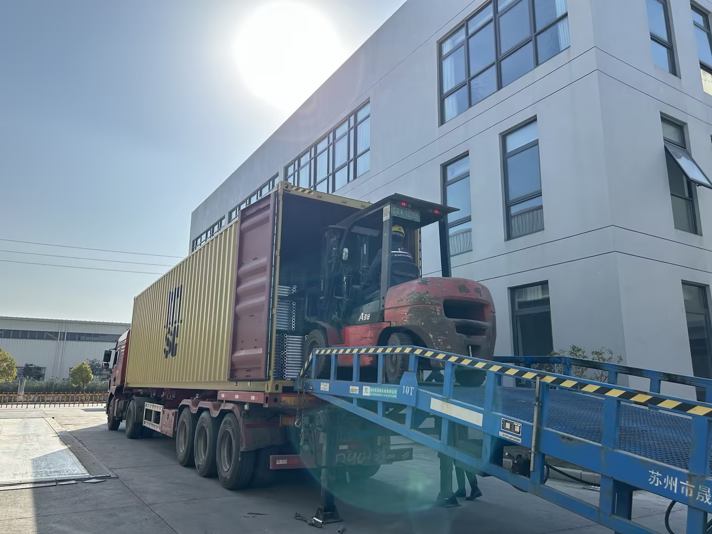 Env&iacute;o de viga de celos&iacute;a de aluminio 