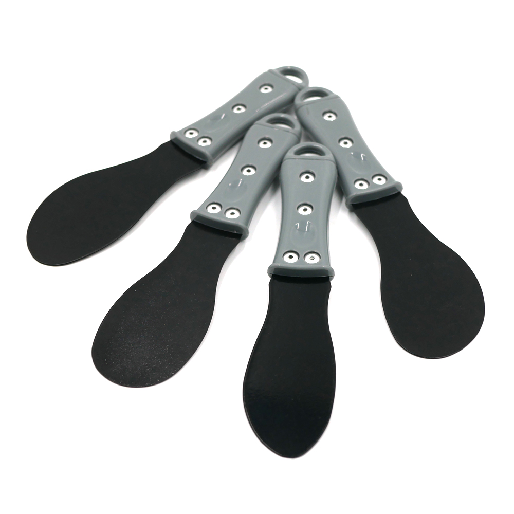 black putty knife 6